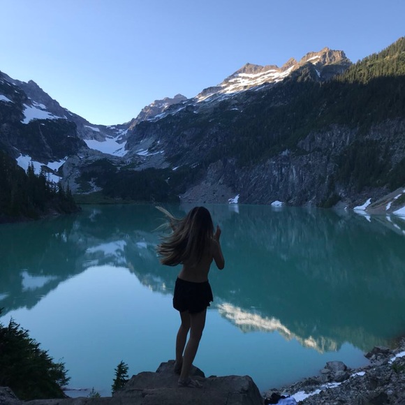 Meet your Posher, Christina - Picture 1 of 1